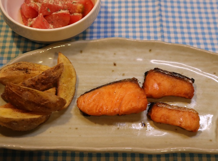 焼き魚（塩鮭）