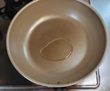 油を熱する
