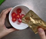 シーズニングを振る