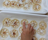 指でまぶす