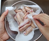 水気を拭き取る