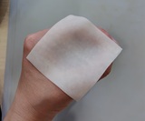 輪っかに皮を載せる