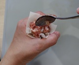 ギュギュっと押し込んでいく