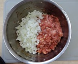 肉を寄せる