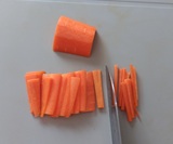にんじんを細切り