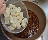 豆腐の水を切ってから投入