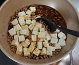 豆腐を混ぜる