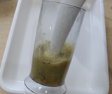 ブレンダーで攪拌する