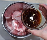 焼タレを加える