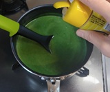 塩こしょうで味を調える