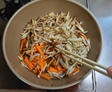 野菜を加える