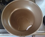 サラダ油大さじ2を熱する