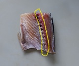 中骨がある切り身はこれを取る