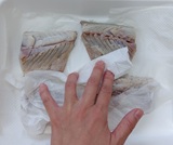 水気を拭き取る
